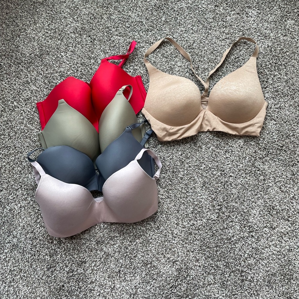 5 bra bundle! 34D wireless bras